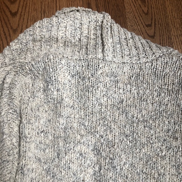 Zara knit cardigan size M,  NWT - Picture 5 of 5